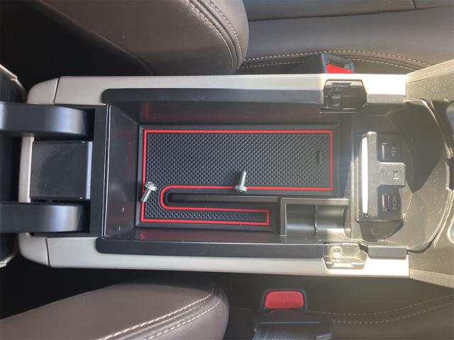 プリウス Sマイコーデ ETC ナビ TV アルミホイール オートライト HID CVT スマートキー 電動格納ミラー 盗難防止システム CD DVD再生 衝突安全ボディ ABS ESC エアコン パワーステアリング(25枚目)