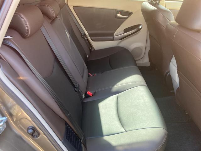 プリウス Sマイコーデ ETC ナビ TV アルミホイール オートライト HID CVT スマートキー 電動格納ミラー 盗難防止システム CD DVD再生 衝突安全ボディ ABS ESC エアコン パワーステアリング(26枚目)