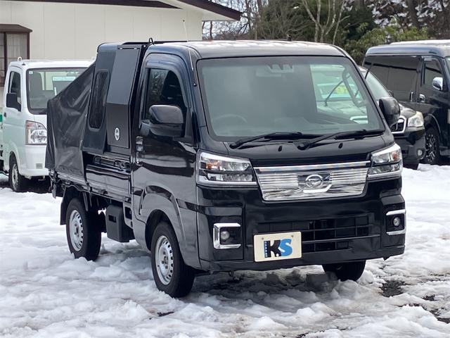 ハイゼットトラック エクストラ　４ＷＤ　軽トラック　ＣＶＴ　衝突被害軽減システム　クリアランスソナー　ナビ　ＴＶ　スマートキー　アイドリングストップ　オートライト　ＥＳＣ　エアコン　パワーステアリング　パワーウィンドウ（3枚目）