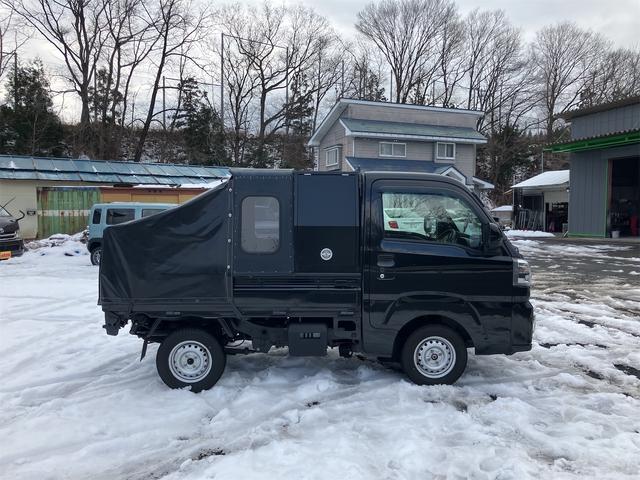 ハイゼットトラック エクストラ　４ＷＤ　軽トラック　ＣＶＴ　衝突被害軽減システム　クリアランスソナー　ナビ　ＴＶ　スマートキー　アイドリングストップ　オートライト　ＥＳＣ　エアコン　パワーステアリング　パワーウィンドウ（4枚目）