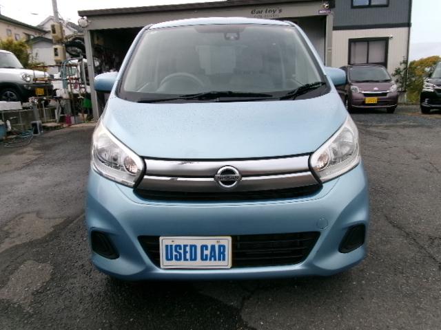 デイズ Ｓ　キーレス付き　４ＷＤ車　シートヒータ　アイドルストップ　インテリジェントエマージェンシーブレーキ（2枚目）