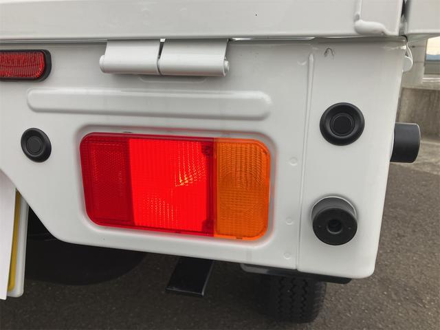キャリイトラック ＫＣ　４ＷＤ　届け出済み未使用車　軽トラック　三方開　ＭＴ　クリアランスソナー　アイドリングストップ　オートライト　ＥＳＣ　エアコン　パワーウィンドウ　運転席エアバッグ　助手席エアバッグ　ルーフレール（24枚目）