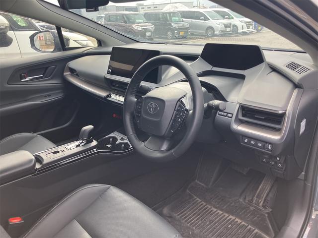 プリウス Z 4WD ドライブレコーダー クリアランスソナー レーンアシスト オートクルーズコントロール パークアシスト 衝突被害軽減システム 全周囲カメラ ナビ アルミホイール オートライト LEDヘッドランプ(68枚目)