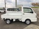 キャリイトラック ＫＣ　４ＷＤ　届け出済み未使用車　軽トラック　三方開　ＭＴ　クリアランスソナー　アイドリングストップ　オートライト　ＥＳＣ　エアコン　パワーウィンドウ　運転席エアバッグ　助手席エアバッグ　ルーフレール（4枚目）