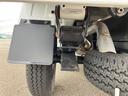ＫＣ　４ＷＤ　届け出済み未使用車　軽トラック　三方開　ＭＴ　クリアランスソナー　アイドリングストップ　オートライト　ＥＳＣ　エアコン　パワーウィンドウ　運転席エアバッグ　助手席エアバッグ　ルーフレール（60枚目）