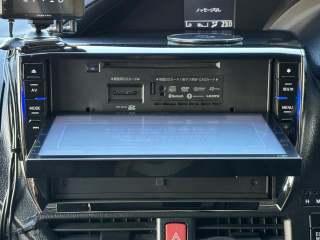 ヴォクシー Ｘ　ＡＬＰＩＮＥ１１インチナビ／ＴＶ／バックカメラ／両側電動スライドドア／プッシュスタート／４ＷＤ（24枚目）
