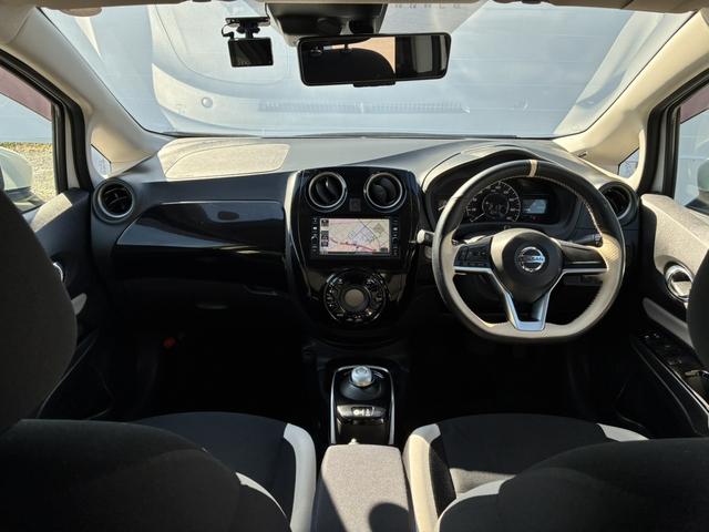 ノート e-パワー X 純正ナビ/TV/アラウンドビューカメラ/衝突軽減ブレーキ/プッシュスタート/LEDヘッドライト(11枚目)