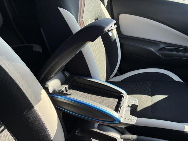 ノート e-パワー X 純正ナビ/TV/アラウンドビューカメラ/衝突軽減ブレーキ/プッシュスタート/LEDヘッドライト(23枚目)