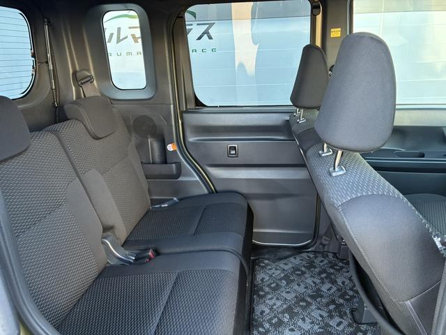 後席【内装インテリア】現車の確認はお電話で在庫のご確認の上、是非ご来店くださいませ！ご来店の難しい方は店舗スタッフがお電話やメールで詳細をお答えさせて頂きます。