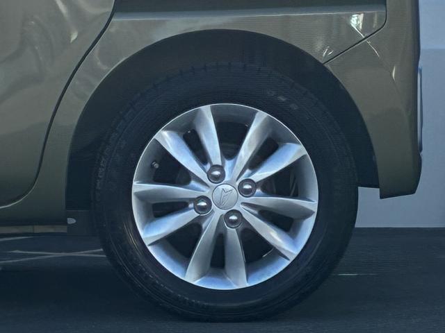 専用のホイールなのでお車のイメージにぴったり！社外のアルミホイールやスタッドレスタイヤも絶賛販売中！！ドレスアップなどのカスタマイズもお任せください！