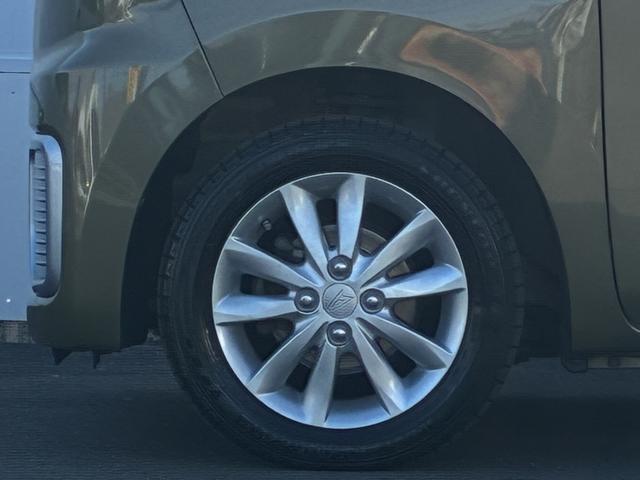 専用のホイールなのでお車のイメージにぴったり！社外のアルミホイールやスタッドレスタイヤも絶賛販売中！！ドレスアップなどのカスタマイズもお任せください！