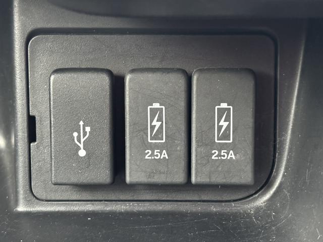 Ｎ－ＢＯＸカスタム Ｇ・Ｌホンダセンシング　４ＷＤ／純正ナビ／アイドリングストップ／シータヒーター／アダプティブクローズコントロール／ＥＴＣ／片側電動スライドドア（18枚目）