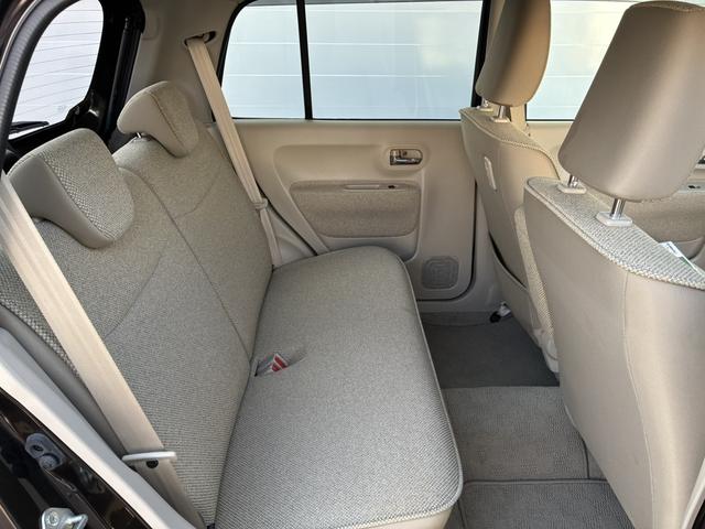 アルトラパン Ｓ　４ＷＤ／アイドリングストップ／社外ナビ／シートヒーター／アルミホイール（8枚目）