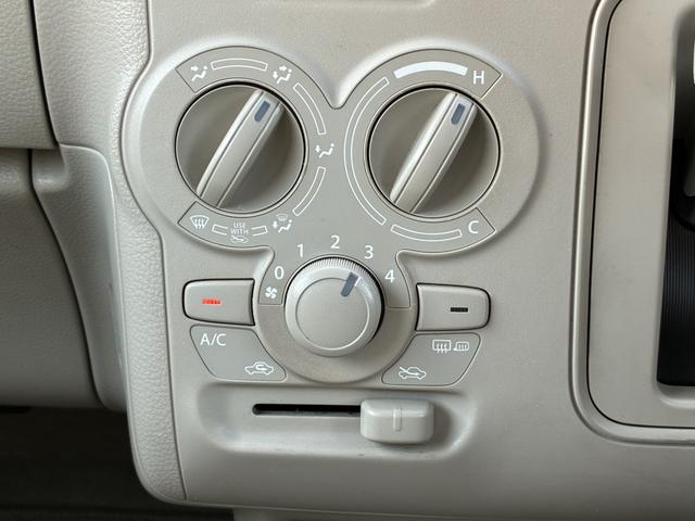 アルトラパン Ｓ　４ＷＤ／アイドリングストップ／社外ナビ／シートヒーター／アルミホイール（17枚目）