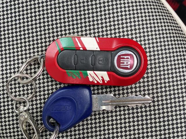 ５００ 　社外アルミ　車高調　サンルーフ　キーレスエントリー　Ｂｌｕｅｔｏｏｔｈ接続可　エアコン　運転席エアバッグ　助手席エアバッグ（73枚目）