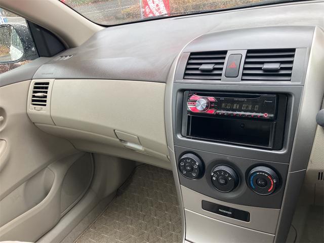 カローラアクシオ Ｘ　アルミホイール　ＭＴ　キーレスエントリー　電動格納ミラー　ＣＤ　記録簿　衝突安全ボディ　ＡＢＳ　エアコン　パワーステアリング　パワーウィンドウ（4枚目）