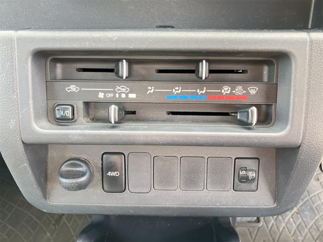 ハイゼットトラック スタンダード　４ＷＤ　ＡＴ　エアコン　パワーステアリング　運転席エアバッグ（6枚目）