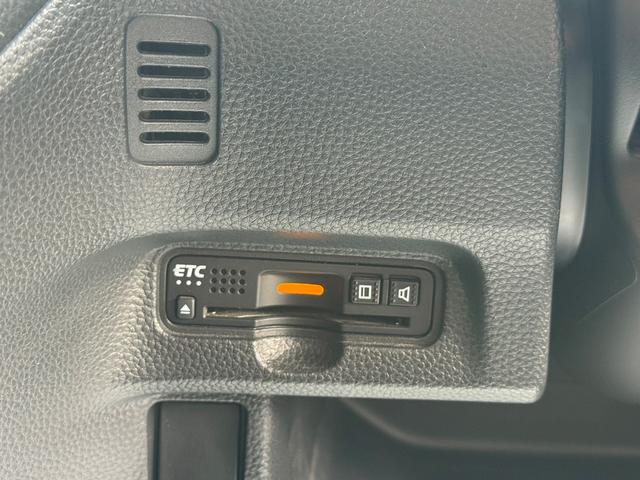 Ｎ－ＢＯＸカスタム Ｇ・Ｌホンダセンシング　４ＷＤ　純正８インチナビ　バックカメラ　フルセグＴＶ　Ｂｌｕｅｔｏｏｔｈ　純正エンジンスターター　ＥＴＣ　両側スライド片側パワースライドドア　禁煙　ドライブレコーダー（9枚目）