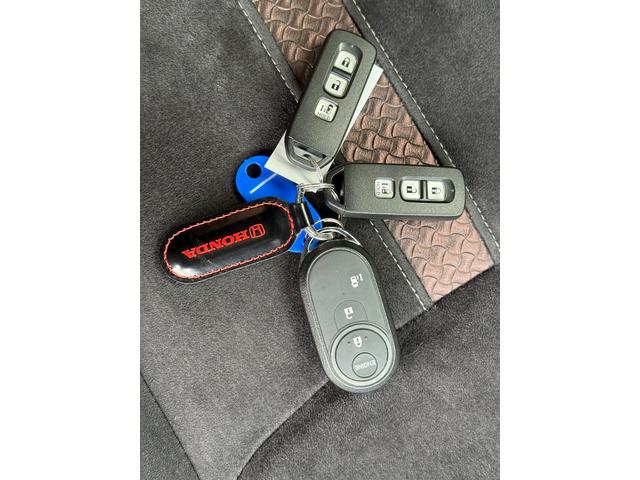 Ｎ－ＢＯＸカスタム Ｇ・Ｌホンダセンシング　４ＷＤ　純正８インチナビ　バックカメラ　フルセグＴＶ　Ｂｌｕｅｔｏｏｔｈ　純正エンジンスターター　ＥＴＣ　両側スライド片側パワースライドドア　禁煙　ドライブレコーダー（11枚目）