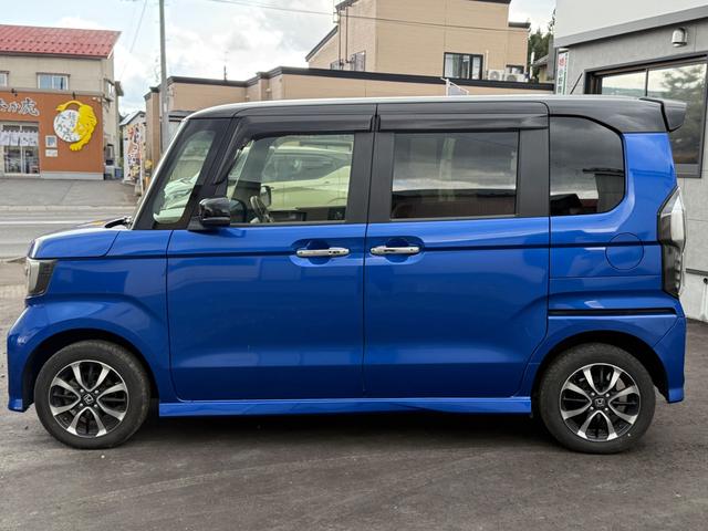 Ｎ－ＢＯＸカスタム Ｇ・Ｌホンダセンシング　４ＷＤ　純正８インチナビ　バックカメラ　フルセグＴＶ　Ｂｌｕｅｔｏｏｔｈ　純正エンジンスターター　ＥＴＣ　両側スライド片側パワースライドドア　禁煙　ドライブレコーダー（25枚目）