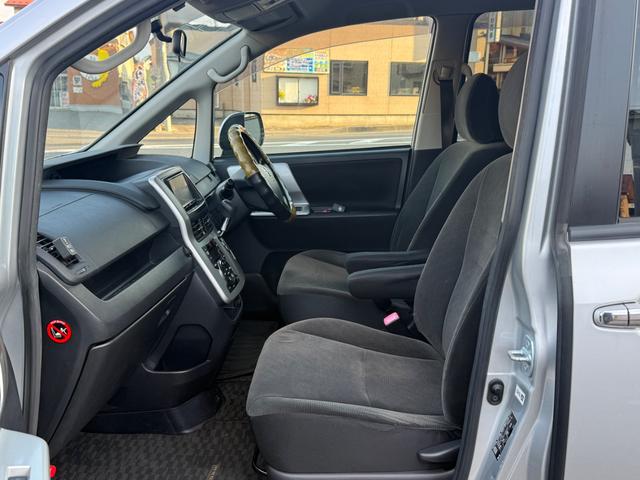 ノア X スマートエディション 4WD ナビ フルセグTV バックカメラ アルパインフリップダウンモニター ETC 両側電動スライドドア 3列シー 7人乗り(14枚目)