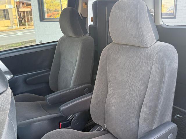 ノア X スマートエディション 4WD ナビ フルセグTV バックカメラ アルパインフリップダウンモニター ETC 両側電動スライドドア 3列シー 7人乗り(19枚目)