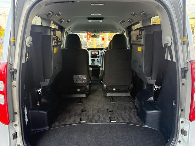 ノア X スマートエディション 4WD ナビ フルセグTV バックカメラ アルパインフリップダウンモニター ETC 両側電動スライドドア 3列シー 7人乗り(20枚目)