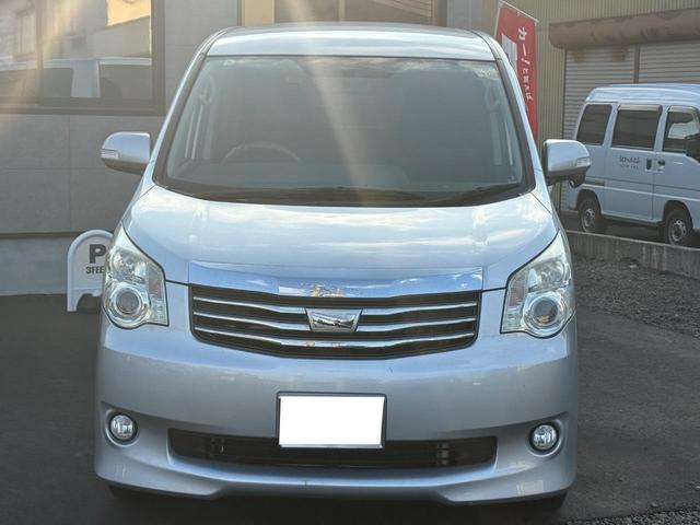 ノア X スマートエディション 4WD ナビ フルセグTV バックカメラ アルパインフリップダウンモニター ETC 両側電動スライドドア 3列シー 7人乗り(21枚目)