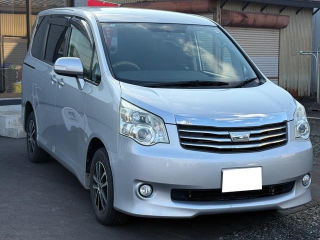 ノア X スマートエディション 4WD ナビ フルセグTV バックカメラ アルパインフリップダウンモニター ETC 両側電動スライドドア 3列シー 7人乗り(22枚目)