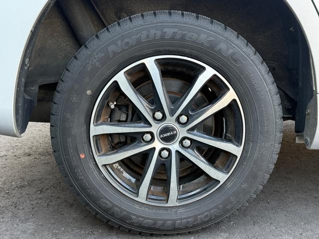 ノア X スマートエディション 4WD ナビ フルセグTV バックカメラ アルパインフリップダウンモニター ETC 両側電動スライドドア 3列シー 7人乗り(30枚目)