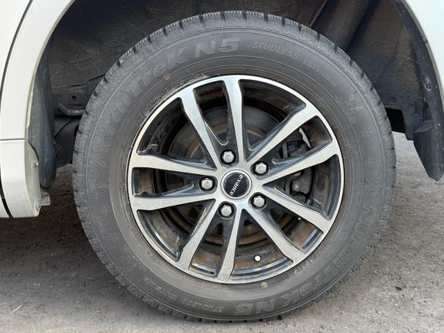 ノア X スマートエディション 4WD ナビ フルセグTV バックカメラ アルパインフリップダウンモニター ETC 両側電動スライドドア 3列シー 7人乗り(31枚目)