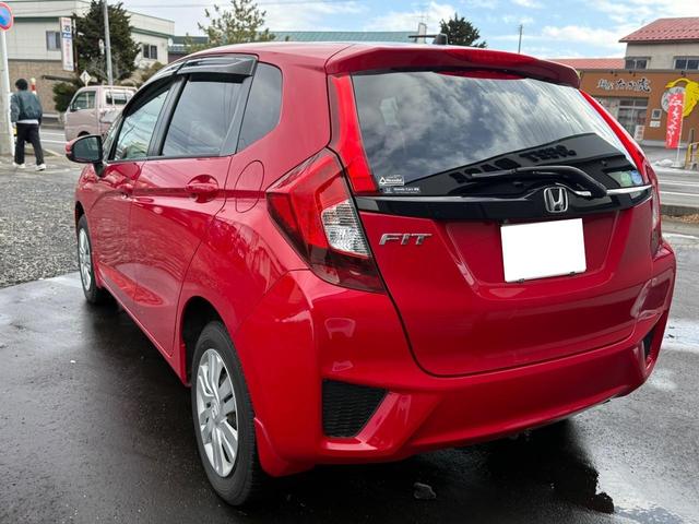 フィット １３Ｇ・Ｌパッケージ　４ＷＤ　保証１年走行無制限　ナビ　フルセグＴＶ　Ｂｌｕｅｔｏｏｔｈ　バックカメラ　ＤＶＤ　ＣＤ　Ｐスタート　禁煙　寒冷地仕様（21枚目）