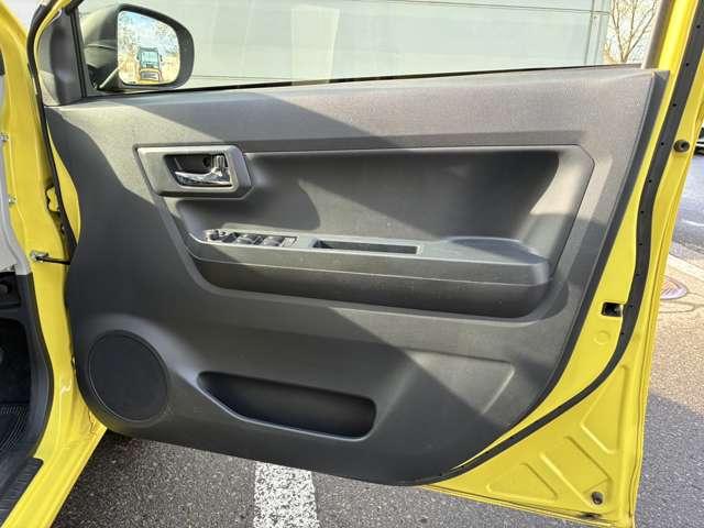 ミライース ６６０　Ｘ　ＳＡＩＩＩ　４ＷＤ　衝突被害軽減ブレーキ　ドライブレコーダー　リアカメラ　衝突軽減装置　横滑り防止装置　オートマチックハイビーム　Ｗエアバック　クリアランスソナー　運転席エアバッグ　アイスト　リモコンキー　ＡＢＳ　４ＷＤ（15枚目）