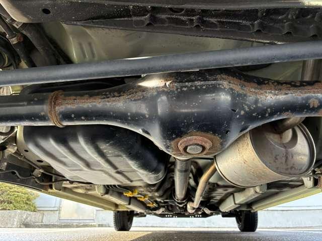 ミライース ６６０　Ｘ　ＳＡＩＩＩ　４ＷＤ　衝突被害軽減ブレーキ　ドライブレコーダー　リアカメラ　衝突軽減装置　横滑り防止装置　オートマチックハイビーム　Ｗエアバック　クリアランスソナー　運転席エアバッグ　アイスト　リモコンキー　ＡＢＳ　４ＷＤ（20枚目）