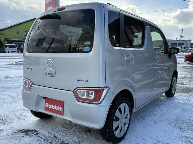 フレア ６６０　ハイブリッド　ＸＧ　４ＷＤ　Ｂカメラ　禁煙　キーレスキー　イモビライザー　カーナビ　ＤＳＣ　Ｗエアバック　アイドリング　ＥＴＣ　エアコン　運転席シートヒーター　ＡＢＳ　ベンチシート　パワーステアリング　メモリナビ　エアバック（4枚目）