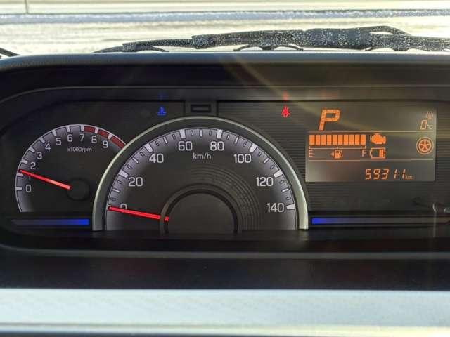 フレア ６６０　ハイブリッド　ＸＧ　４ＷＤ　Ｂカメラ　禁煙　キーレスキー　イモビライザー　カーナビ　ＤＳＣ　Ｗエアバック　アイドリング　ＥＴＣ　エアコン　運転席シートヒーター　ＡＢＳ　ベンチシート　パワーステアリング　メモリナビ　エアバック（6枚目）