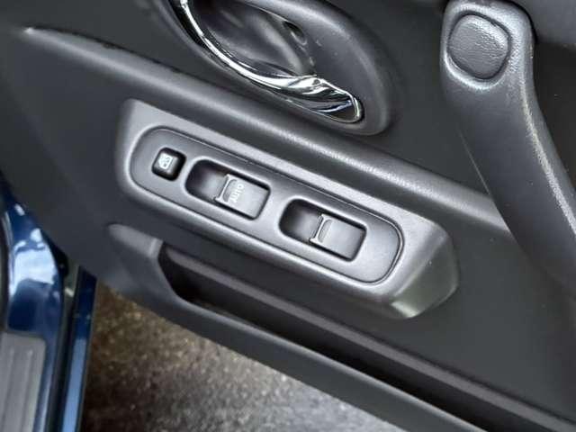 ジムニー ６６０　ＸＧ　４ＷＤ　５速マニュアル車　ＥＴＣ　ＷエアＢ　キーレス付き　ターボモデル　運転席エアバック　ＥＴＣ付　パワーウインドー　ＡＢＳ付き　エアコンパワステ　パワーステアリング　４ｗｄ（13枚目）