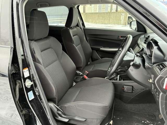 スイフト １．２　ＸＧ　４ＷＤ　ＶＳＣ　アダプティブクルーズコントロール　盗難防止システム　ＥＴＣ　バックカメラ　オートハイビーム　シートヒーター　禁煙車　スマートキー　ナビ　４ＷＤ　キーフリーシステム　ミュージックプレイヤー接続可（7枚目）