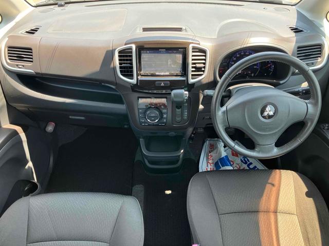 デリカＤ：２ Ｓ　ＥＴＣ　ナビ　ＴＶ　両側電動スライドドア　オートライト　ＨＩＤ　スマートキー　電動格納ミラー　ＣＶＴ　アルミホイール　ＣＤ　ＵＳＢ　ミュージックプレイヤー接続可　Ｂｌｕｅｔｏｏｔｈ　盗難防止システム（2枚目）