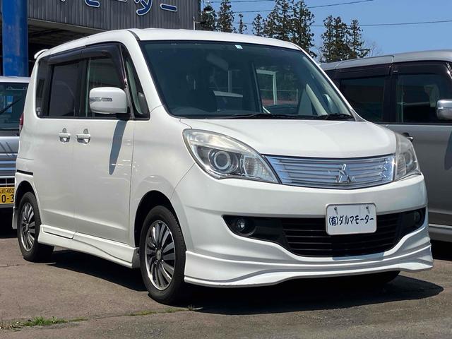 デリカＤ：２ Ｓ　ＥＴＣ　ナビ　ＴＶ　両側電動スライドドア　オートライト　ＨＩＤ　スマートキー　電動格納ミラー　ＣＶＴ　アルミホイール　ＣＤ　ＵＳＢ　ミュージックプレイヤー接続可　Ｂｌｕｅｔｏｏｔｈ　盗難防止システム（13枚目）