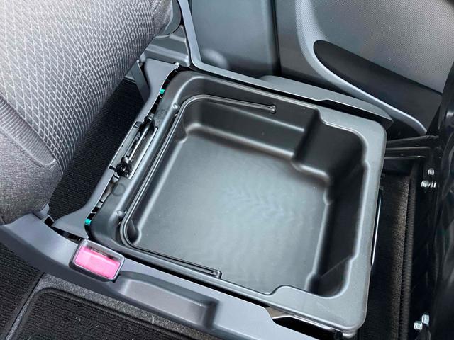 デリカＤ：２ Ｓ　ＥＴＣ　ナビ　ＴＶ　両側電動スライドドア　オートライト　ＨＩＤ　スマートキー　電動格納ミラー　ＣＶＴ　アルミホイール　ＣＤ　ＵＳＢ　ミュージックプレイヤー接続可　Ｂｌｕｅｔｏｏｔｈ　盗難防止システム（23枚目）