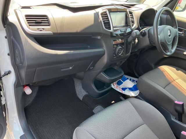 デリカＤ：２ Ｓ　ＥＴＣ　ナビ　ＴＶ　両側電動スライドドア　オートライト　ＨＩＤ　スマートキー　電動格納ミラー　ＣＶＴ　アルミホイール　ＣＤ　ＵＳＢ　ミュージックプレイヤー接続可　Ｂｌｕｅｔｏｏｔｈ　盗難防止システム（30枚目）