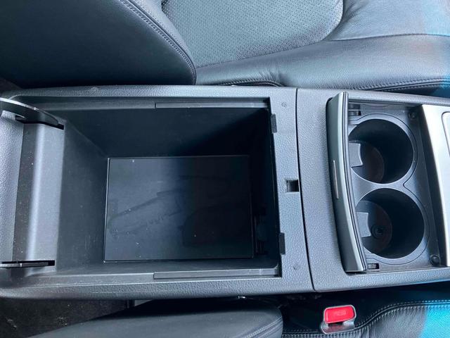 ムラーノ ２５０ＸＶ　ＦＯＵＲ　４ＷＤ　ＥＴＣ　バックカメラ　オートクルーズコントロール　パワーシート　ナビ　オートライト　ＨＩＤ　アルミホイール　スマートキー　シートヒーター　ＣＶＴ　盗難防止システム　衝突安全ボディ　ＣＤ（27枚目）