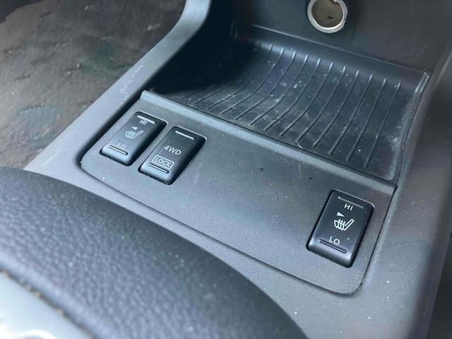 ムラーノ ２５０ＸＶ　ＦＯＵＲ　４ＷＤ　ＥＴＣ　バックカメラ　オートクルーズコントロール　パワーシート　ナビ　オートライト　ＨＩＤ　アルミホイール　スマートキー　シートヒーター　ＣＶＴ　盗難防止システム　衝突安全ボディ　ＣＤ（29枚目）