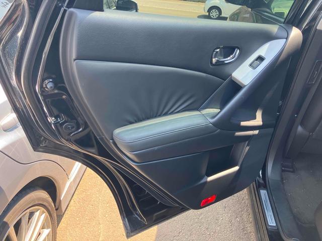 ムラーノ ２５０ＸＶ　ＦＯＵＲ　４ＷＤ　ＥＴＣ　バックカメラ　オートクルーズコントロール　パワーシート　ナビ　オートライト　ＨＩＤ　アルミホイール　スマートキー　シートヒーター　ＣＶＴ　盗難防止システム　衝突安全ボディ　ＣＤ（41枚目）