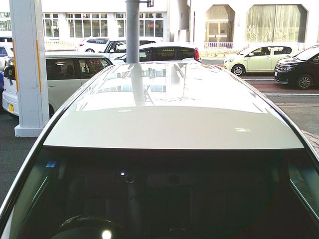 エルグランド ３５０ハイウェイスタープレミアム　４ＷＤ　ドライブレコーダー　全周囲カメラ　ナビ　ＴＶ　クリアランスソナー　両側電動スライドドア　ＨＩＤ　電動リアゲート　スマートキー　電動格納ミラー　シートヒーター　後席モニター　３列シート（12枚目）