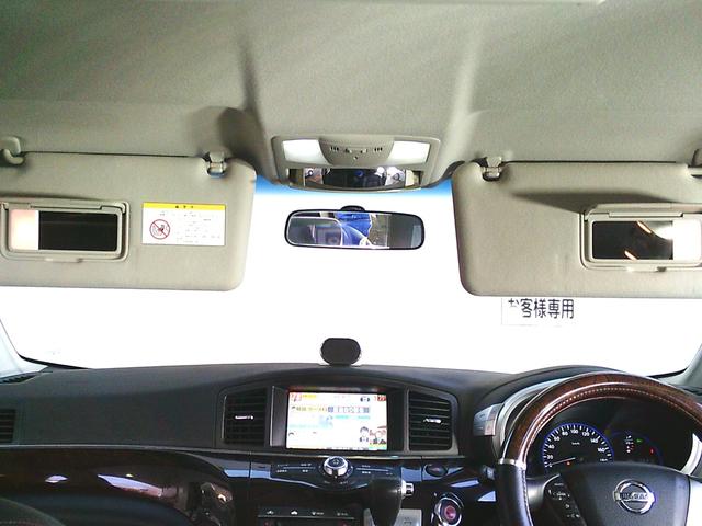 エルグランド ３５０ハイウェイスタープレミアム　４ＷＤ　ドライブレコーダー　全周囲カメラ　ナビ　ＴＶ　クリアランスソナー　両側電動スライドドア　ＨＩＤ　電動リアゲート　スマートキー　電動格納ミラー　シートヒーター　後席モニター　３列シート（17枚目）