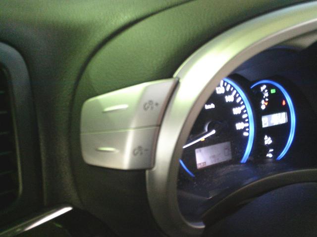 エルグランド ３５０ハイウェイスタープレミアム　４ＷＤ　ドライブレコーダー　全周囲カメラ　ナビ　ＴＶ　クリアランスソナー　両側電動スライドドア　ＨＩＤ　電動リアゲート　スマートキー　電動格納ミラー　シートヒーター　後席モニター　３列シート（23枚目）