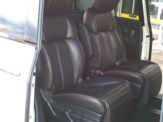 エルグランド ３５０ハイウェイスタープレミアム　４ＷＤ　ドライブレコーダー　全周囲カメラ　ナビ　ＴＶ　クリアランスソナー　両側電動スライドドア　ＨＩＤ　電動リアゲート　スマートキー　電動格納ミラー　シートヒーター　後席モニター　３列シート（39枚目）