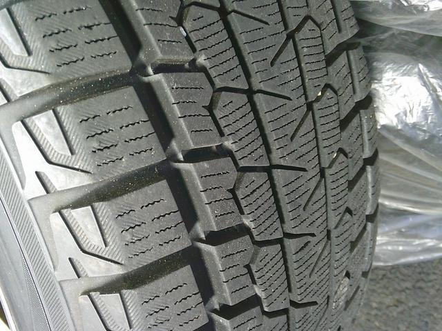 エルグランド ３５０ハイウェイスタープレミアム　４ＷＤ　ドライブレコーダー　全周囲カメラ　ナビ　ＴＶ　クリアランスソナー　両側電動スライドドア　ＨＩＤ　電動リアゲート　スマートキー　電動格納ミラー　シートヒーター　後席モニター　３列シート（67枚目）